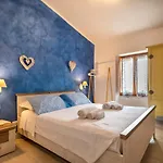 Dery Holiday La Torre Apartman *
