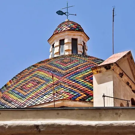 Dery Holiday La Torre Αλγκέρο